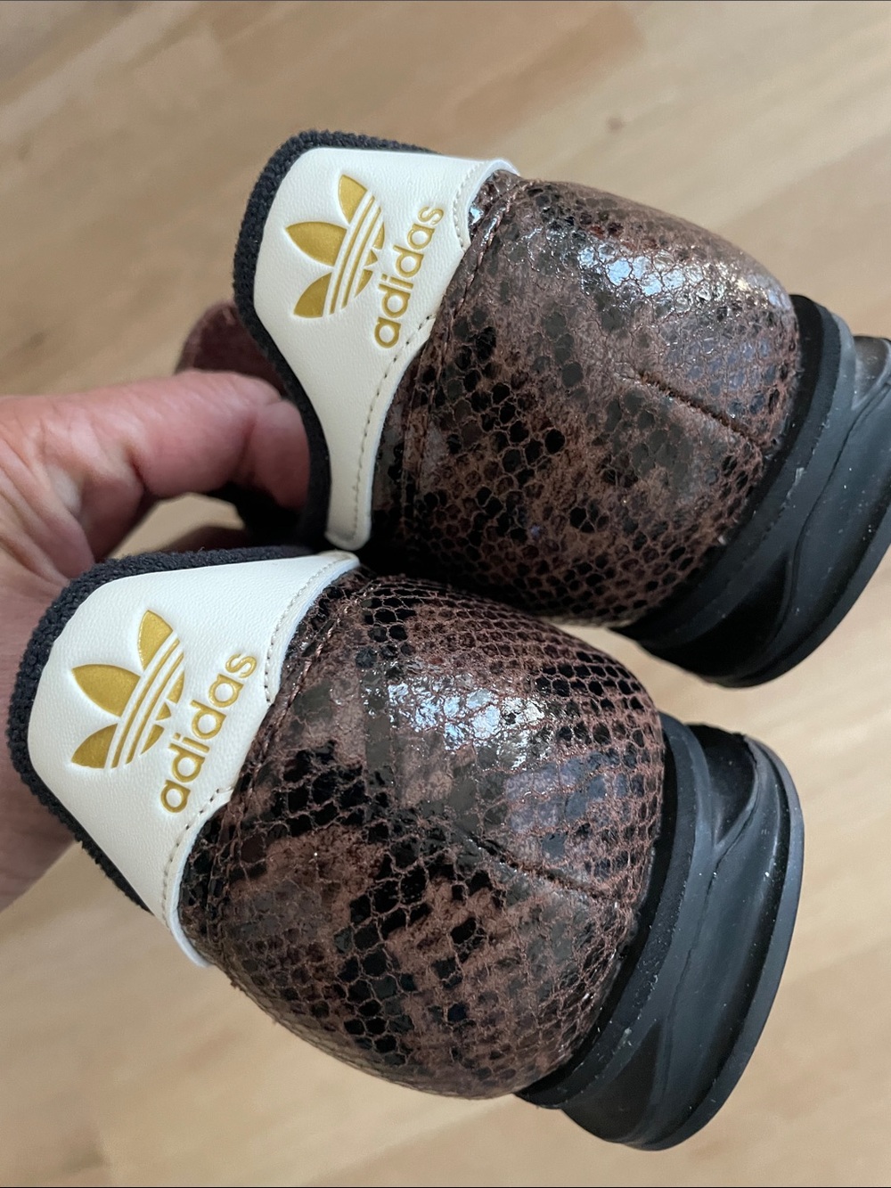 adidas. SL72 OG - Picture 9 of 14